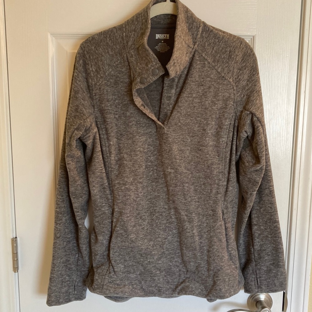 Duluth Trading Company Women’s Frost Lake Fleece Pullover in Gray, Size Large